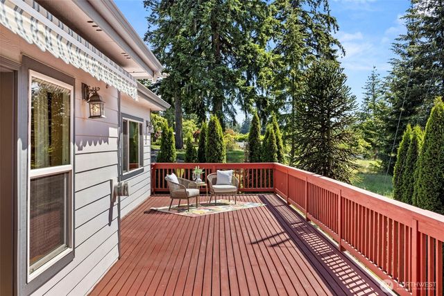 1987 NW Rampart Ridge Court, Bremerton, WA 98311