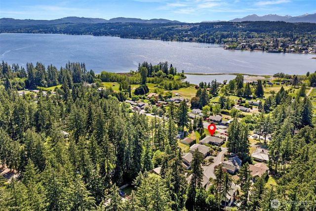 1987 NW Rampart Ridge Court, Bremerton, WA 98311