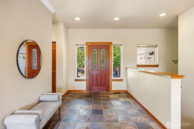 1987 NW Rampart Ridge Court, Bremerton, WA 98311