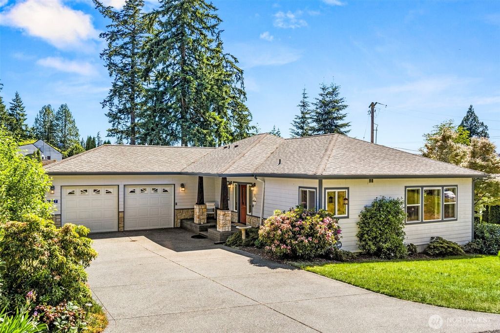 1987 NW Rampart Ridge Court, Bremerton, WA 98311