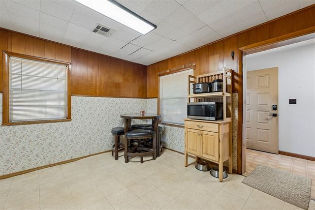 10220 Bellview Drive, Midwest City, OK 73130