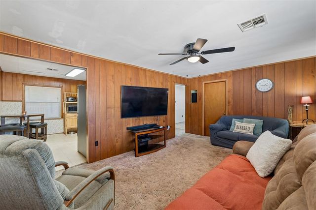 10220 Bellview Drive, Midwest City, OK 73130
