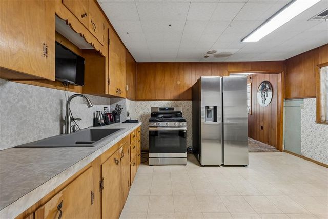 10220 Bellview Drive, Midwest City, OK 73130
