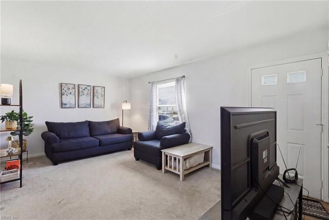 518 Hyde Park RD, Norfolk, VA 23503