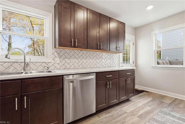 518 Hyde Park RD, Norfolk, VA 23503