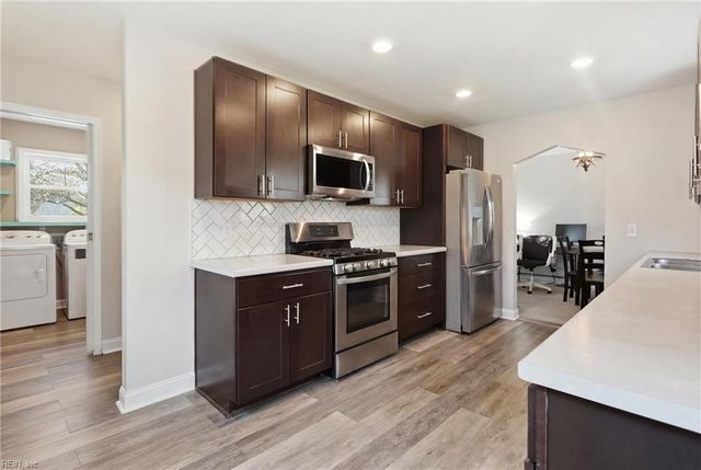 518 Hyde Park RD, Norfolk, VA 23503