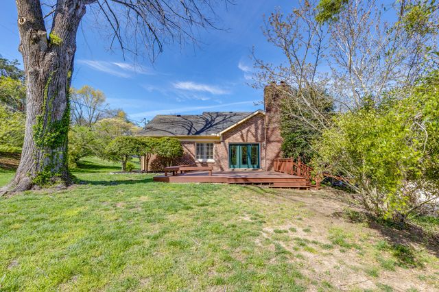 1227 Carl Seyfert Memorial Dr, Brentwood, TN 37027