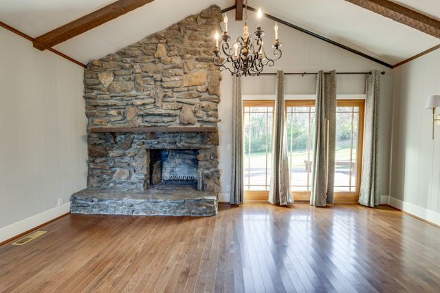 1227 Carl Seyfert Memorial Dr, Brentwood, TN 37027