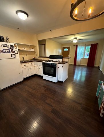264 Creekside Drive, Bolingbrook, IL 60440