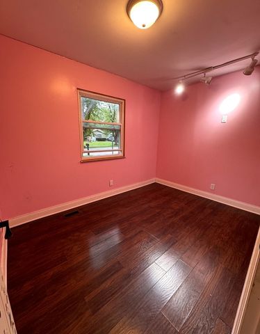264 Creekside Drive, Bolingbrook, IL 60440