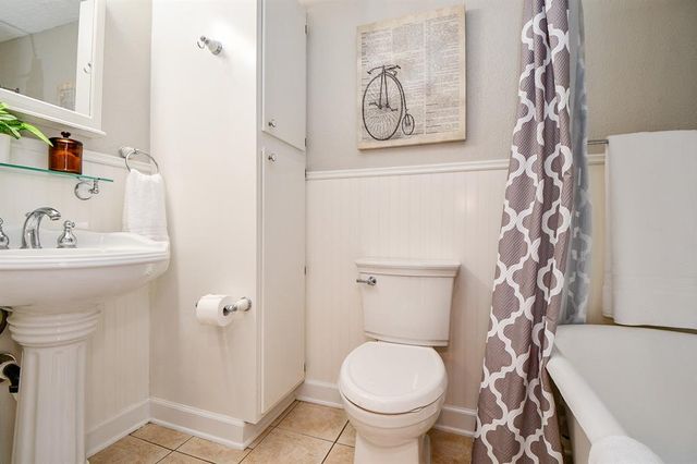 1022 Western Hills Drive, Katy, TX 77450