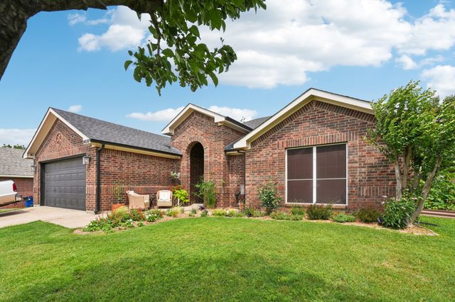 2408 Buffalo Run, Burleson, TX 76028