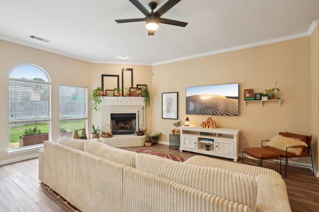 2408 Buffalo Run, Burleson, TX 76028