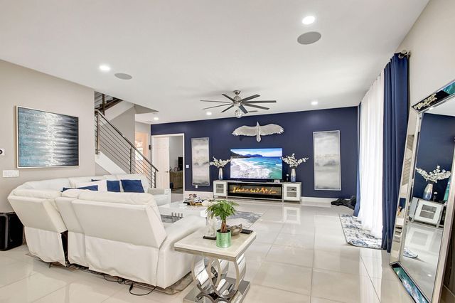 8952 Cypress Grove Lane, West Palm Beach, FL 33411