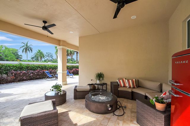 8952 Cypress Grove Lane, West Palm Beach, FL 33411