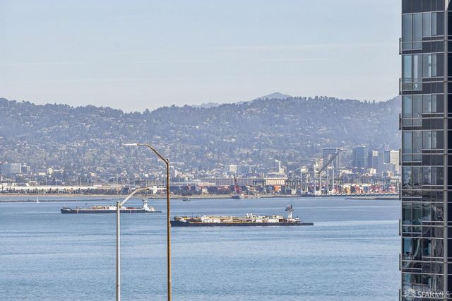 425 1st Street 1208, San Francisco, CA 94105