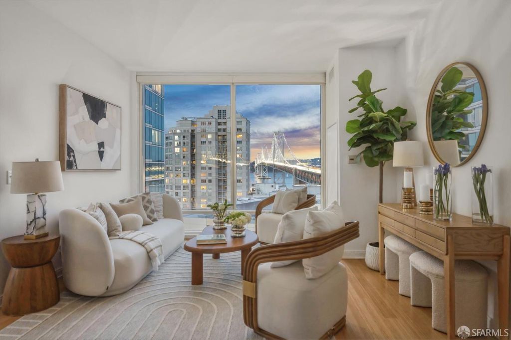 425 1st Street 1208, San Francisco, CA 94105