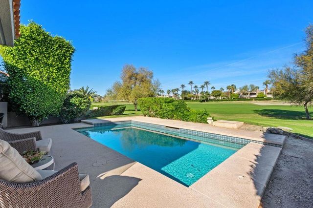 6 Pebble Beach Drive, Rancho Mirage, CA 92270