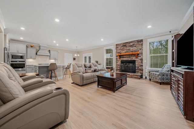 3032 Oxford Dr, Mount Juliet, TN 37122