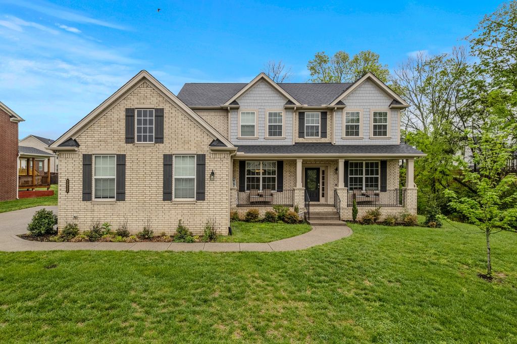 3032 Oxford Dr, Mount Juliet, TN 37122