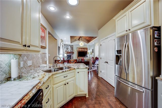 6911 Naples Way, Fort Smith, AR 72916