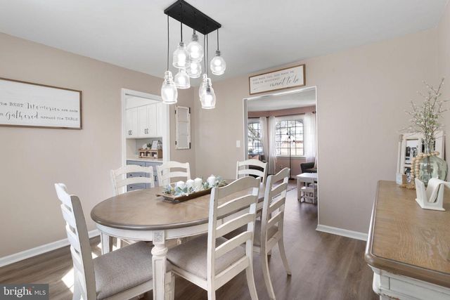 2073 COTTONWOOD DR, Vineland, NJ 08361