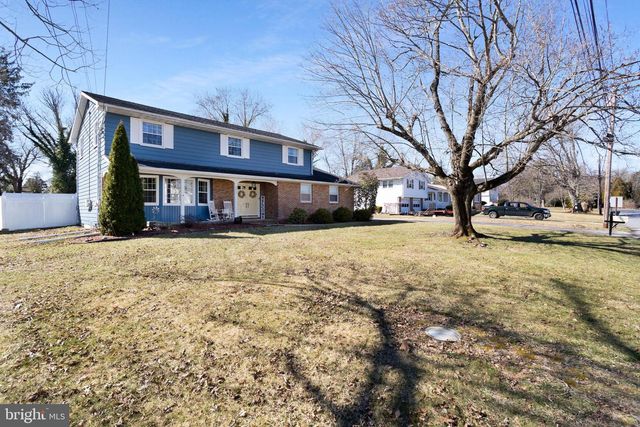 2073 COTTONWOOD DR, Vineland, NJ 08361