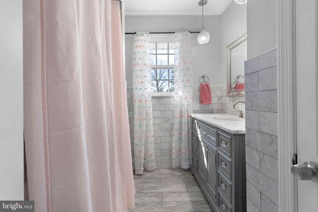 2073 COTTONWOOD DR, Vineland, NJ 08361