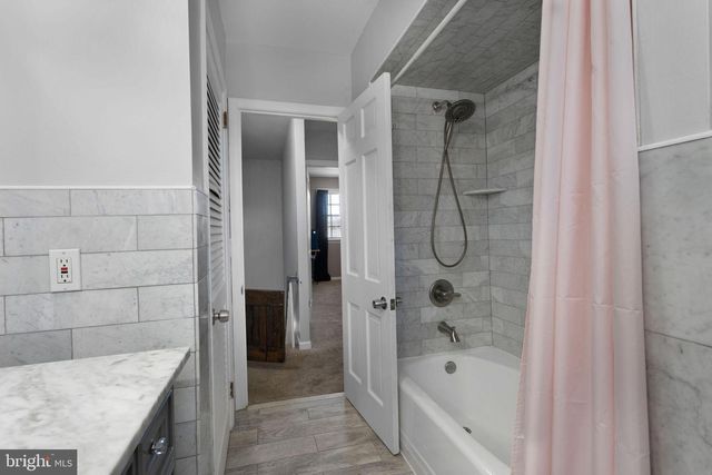 2073 COTTONWOOD DR, Vineland, NJ 08361