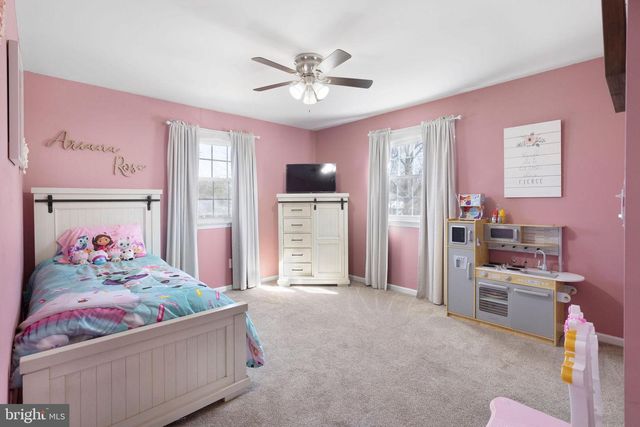 2073 COTTONWOOD DR, Vineland, NJ 08361