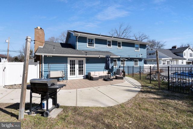 2073 COTTONWOOD DR, Vineland, NJ 08361