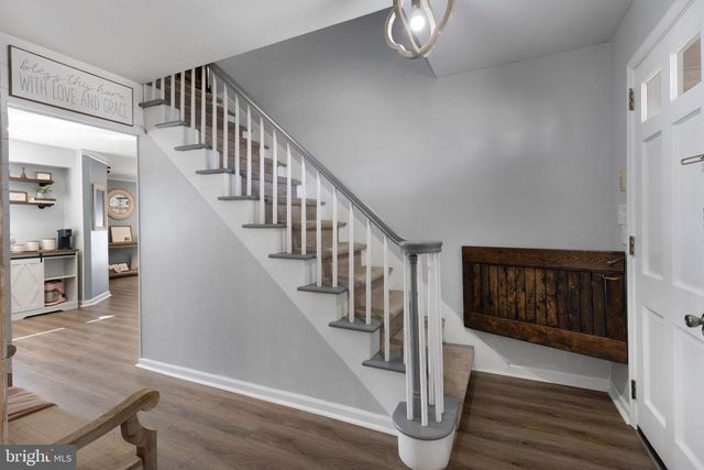 2073 COTTONWOOD DR, Vineland, NJ 08361