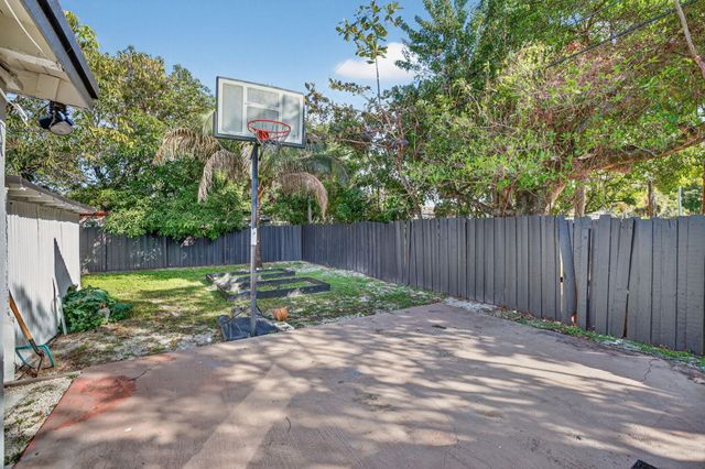 2640 SW 6th Court Unit 1, Fort Lauderdale, FL 33312