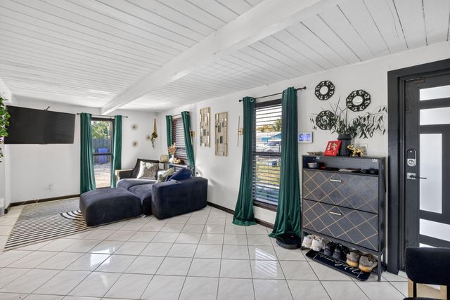 2640 SW 6th Court Unit 1, Fort Lauderdale, FL 33312