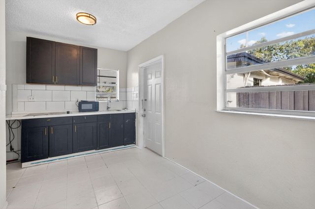 2640 SW 6th Court Unit 1, Fort Lauderdale, FL 33312