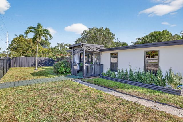 2640 SW 6th Court Unit 1, Fort Lauderdale, FL 33312