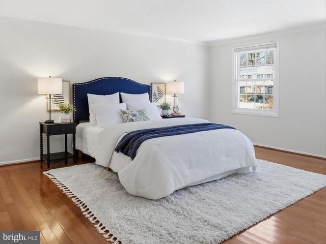 5903 OAK RIDGE CT, Burke, VA 22015