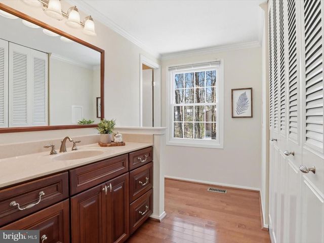 5903 OAK RIDGE CT, Burke, VA 22015