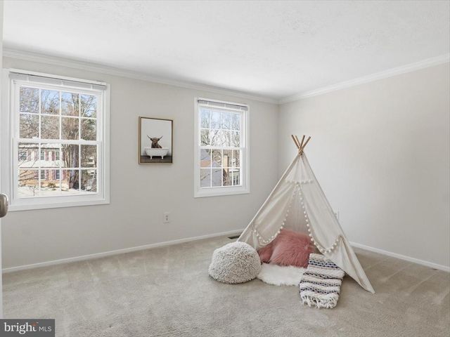 5903 OAK RIDGE CT, Burke, VA 22015