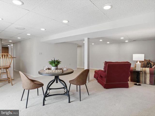 5903 OAK RIDGE CT, Burke, VA 22015