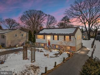 1045 SAINT MARGARETS DR, Annapolis, MD 21409