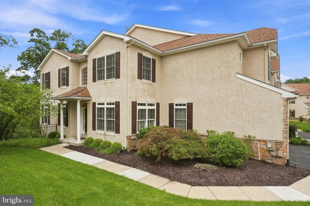 626 GREYCLIFFE LN, AMBLER, PA 19002 — photo 2