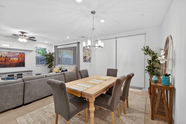 7494 Tapiro Way, Sacramento, CA 95829