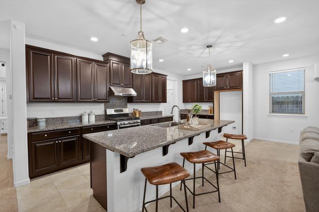 7494 Tapiro Way, Sacramento, CA 95829