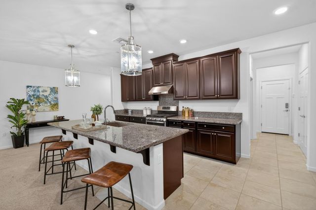 7494 Tapiro Way, Sacramento, CA 95829