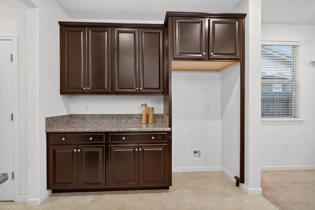 7494 Tapiro Way, Sacramento, CA 95829