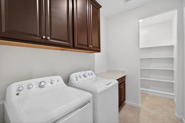 7494 Tapiro Way, Sacramento, CA 95829