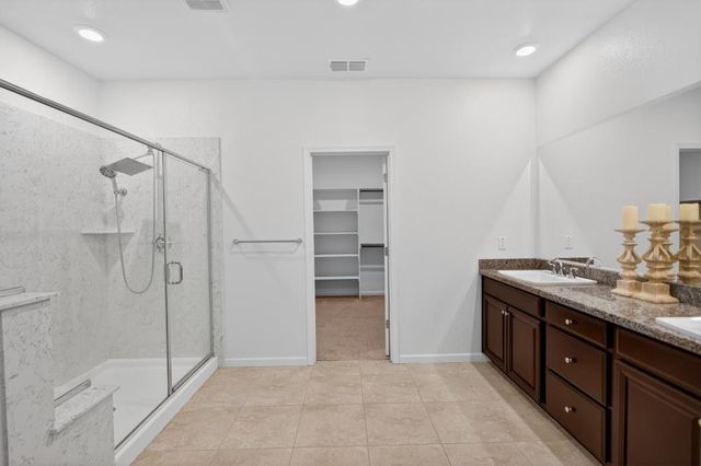 7494 Tapiro Way, Sacramento, CA 95829