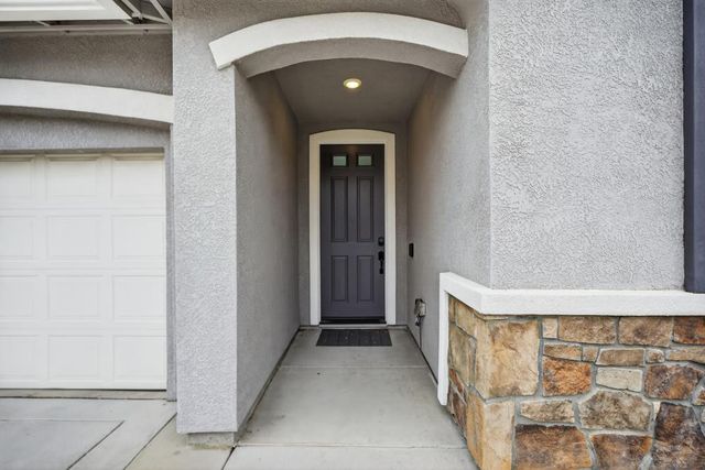 7494 Tapiro Way, Sacramento, CA 95829