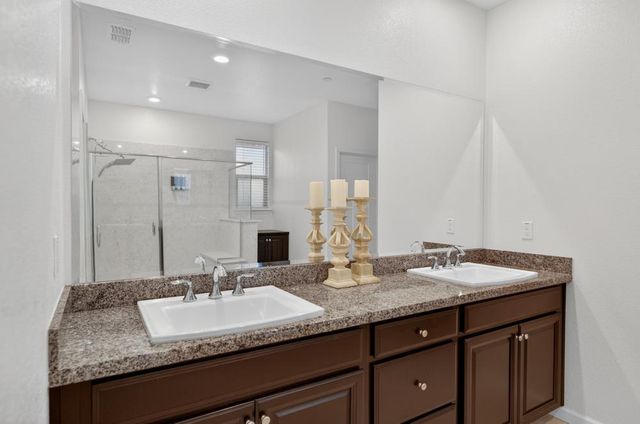 7494 Tapiro Way, Sacramento, CA 95829